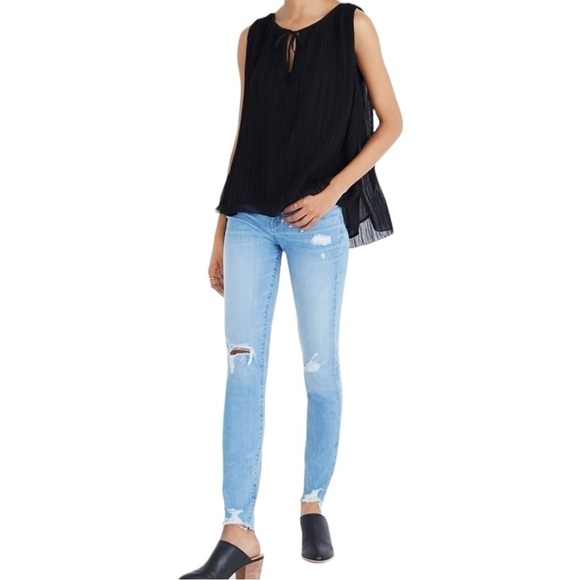 Madewell Pleated Black Sleeveless V Neck Blouse Womens Size XS Layered Chiffon - Picture 1 of 15
